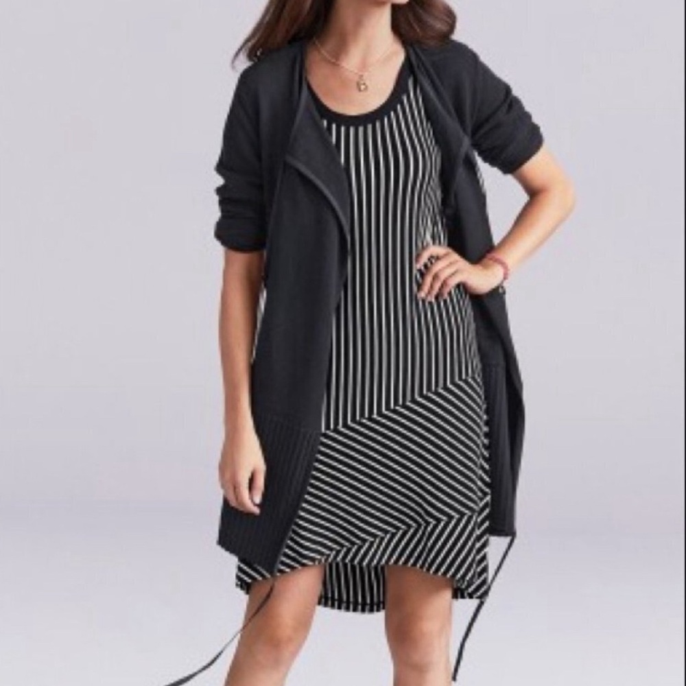 CAbi ATC Offhand Cardigan Black Medium